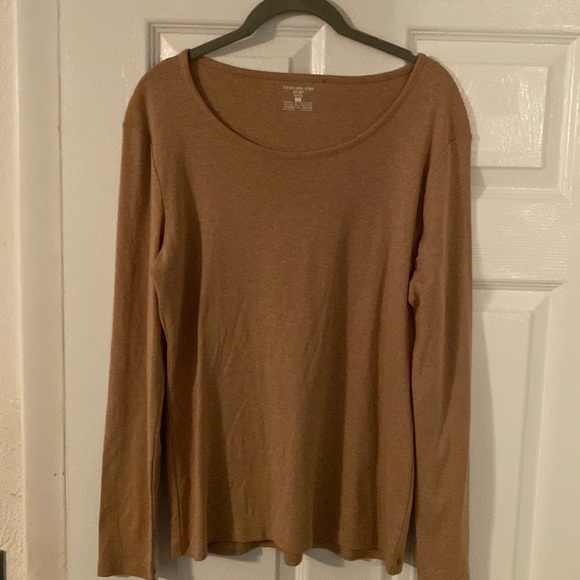 Jones New York Tops - Jones New York Sport Large Petite.  Long sleeve soft material.Perfect